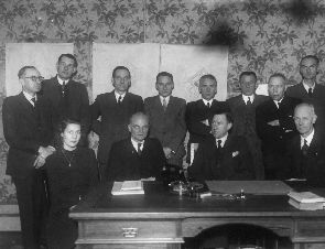 ComHinO_kl.gif (68145 bytes)