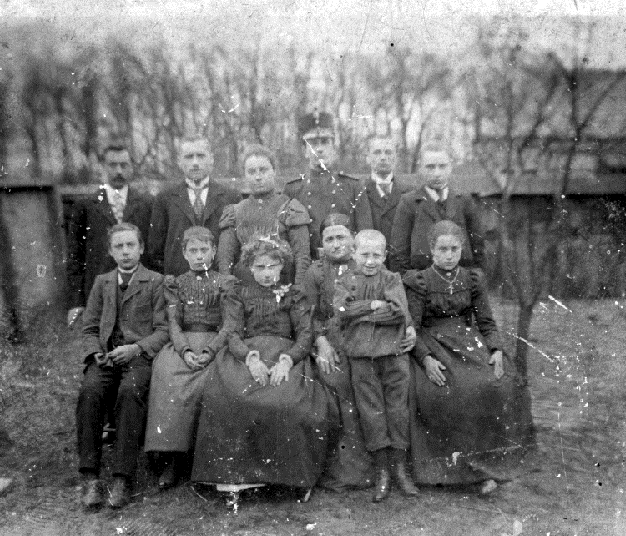 Gezin1900.gif